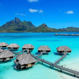 Four Seasons Resort Bora Bora